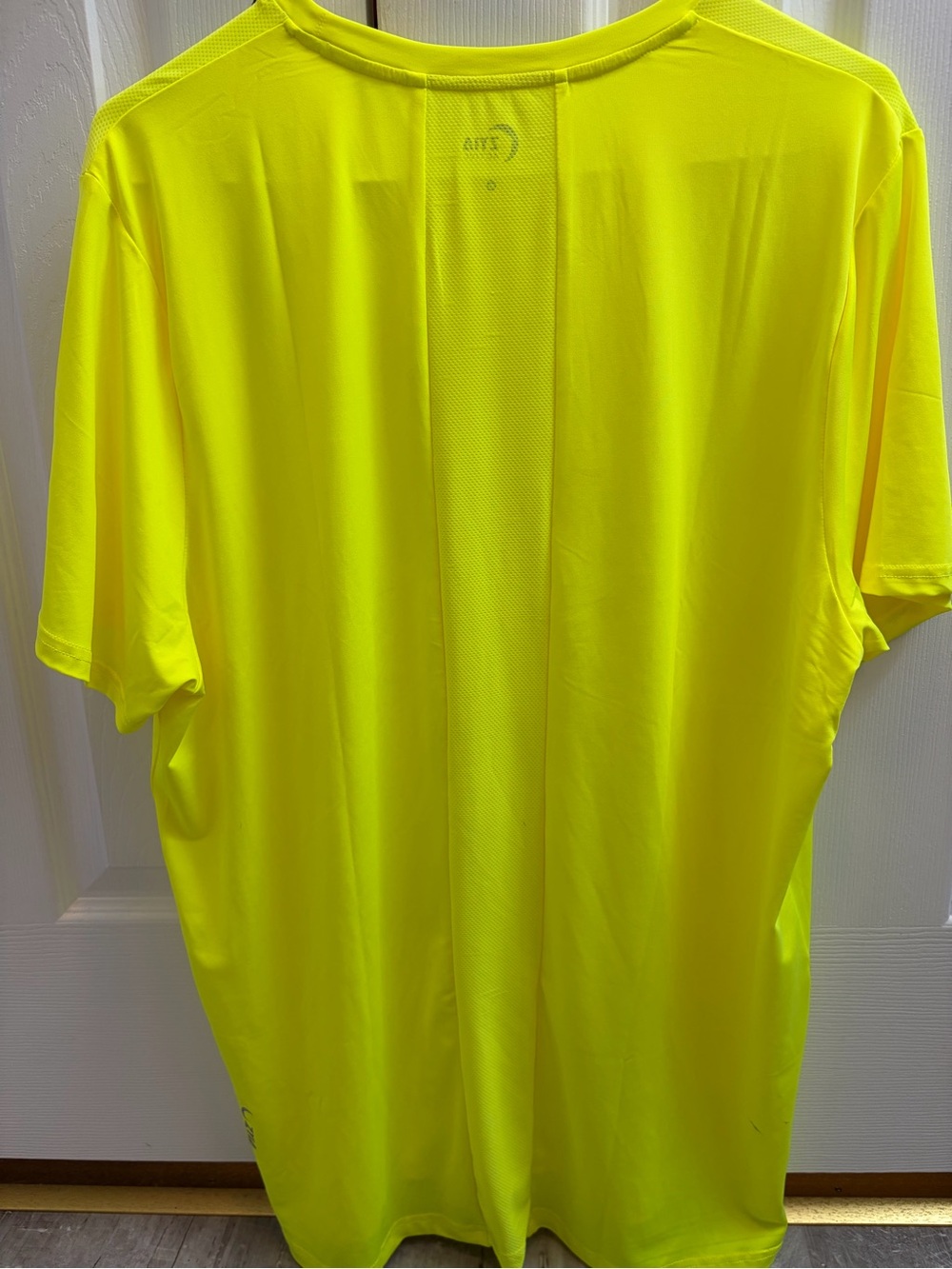 ZYIA Men’s Short Sleeve Performance Tee in Neon Yellow